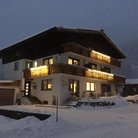 Haus Moosbrugger Бах