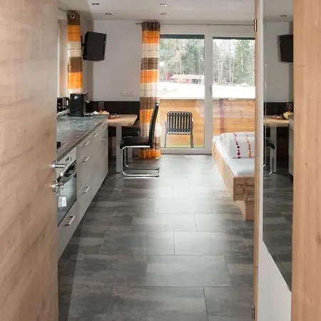 Haus Moosbrugger בית הארחה באך