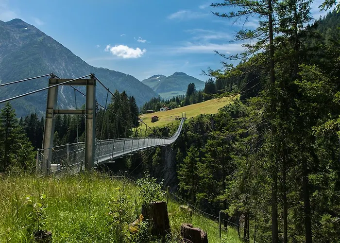 Haus Moosbrugger 3* Бах