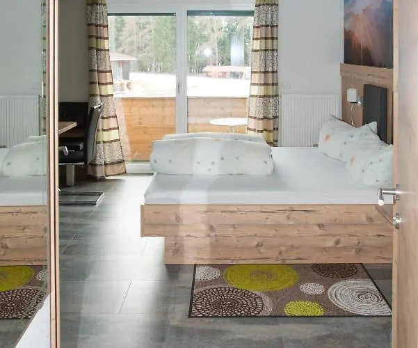 Haus Moosbrugger 3* Bach (Tyrol)