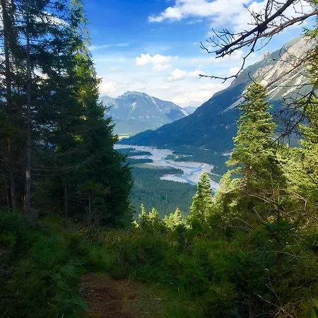 ゲストハウス Haus Moosbrugger