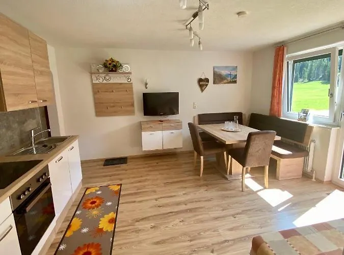 בית הארחה Haus Moosbrugger